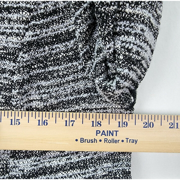 Karl Lagerfeld Paris Women’s Medium (10) 2-Piece Suit Black White Jacket & Skirt - Picture 8 of 13